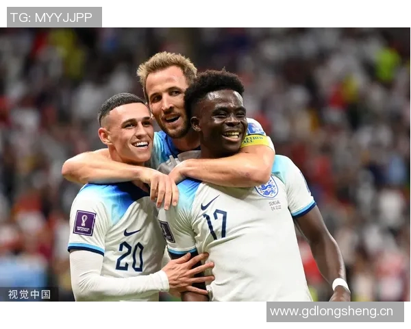 亨德森迎英格兰赛场600场里程碑之战成功打入加盟小蜜蜂的首个进球