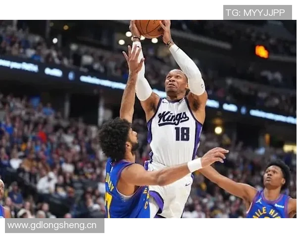 NBA历史上仅有五位球员在29岁前达到16000分3500助攻和1000三分的壮举