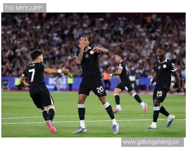 维拉状态火热近10场9胜1负接下来挑战铁锤曼联蓝军和枪手